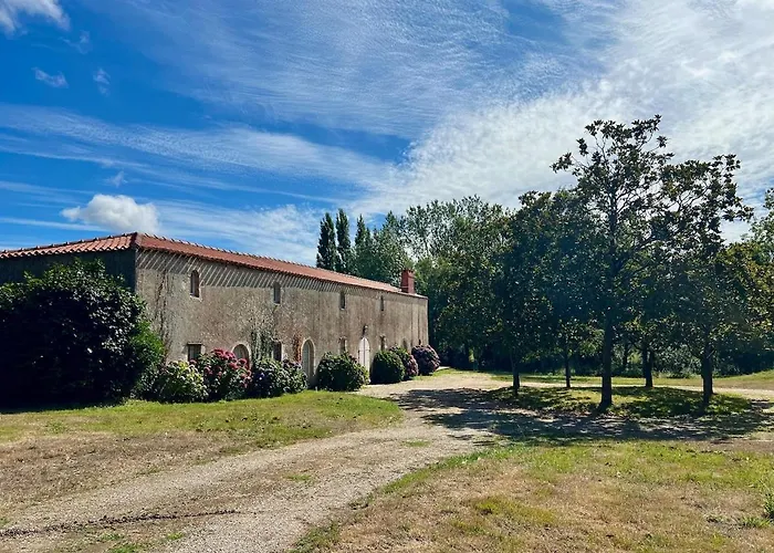 Casa de Férias Logis De La Grossetiere 13 Personnes 15 Min De L'ocean