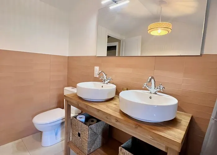 Casa de Férias Logis De La Grossetiere 13 Personnes 15 Min De L'ocean *